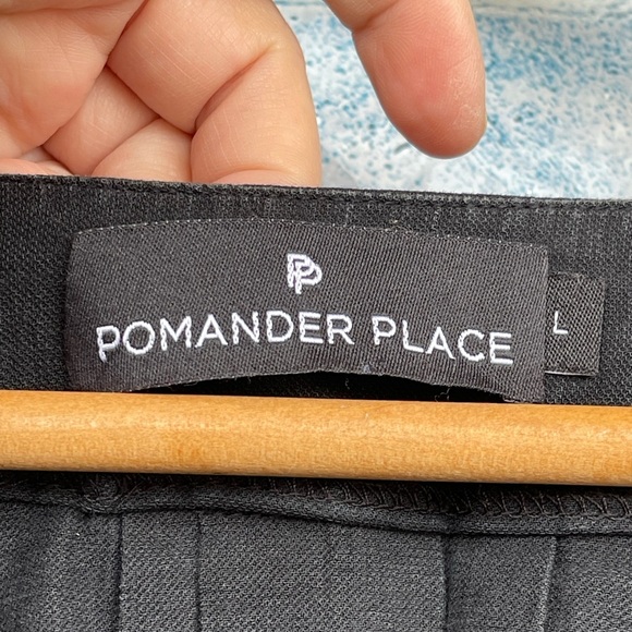 POMANDER PLACE Black Finley Flutter Sleeve Dress size large - Picture 8 of 13